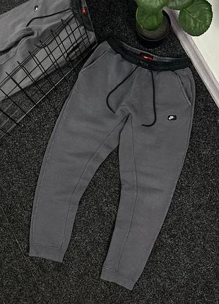 Спортивні штани nike