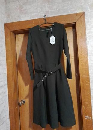 Крутое миди трикотажное элегантное платье от samsara