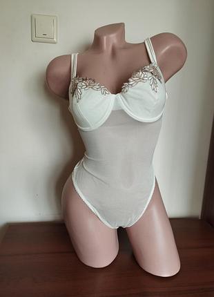 Шикарное новое боди сетка кружево75в 80в