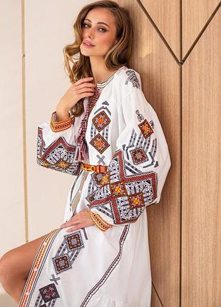 Платье в украинском стиле на пуговицах, пояс в комплекте