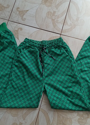 Gucci green:  штани