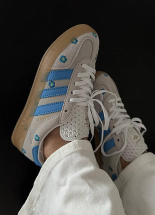 Adidas gazelle indoor light blue floral