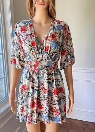 Яскрава сукня zara