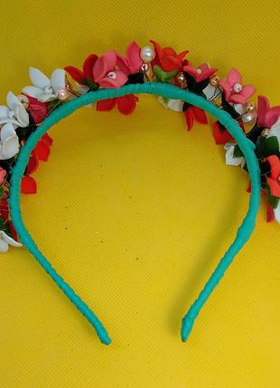 Обруч с цветами для волос