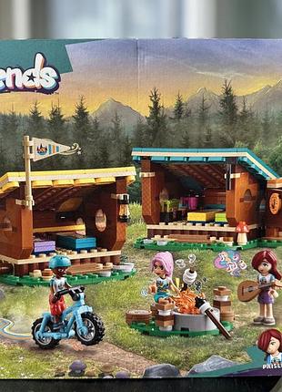 Конструктор lego friends уютные хижины 42624