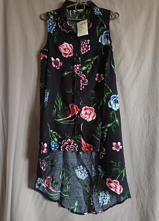 Блуза удлинена в цветах