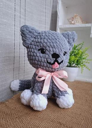 Игрушка плюшевый котик