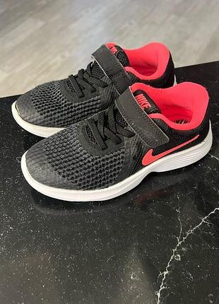 Кросівки adidas