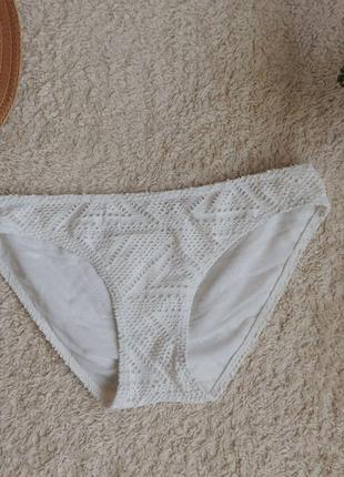 Плавки белого цвета kays  размер 36-38