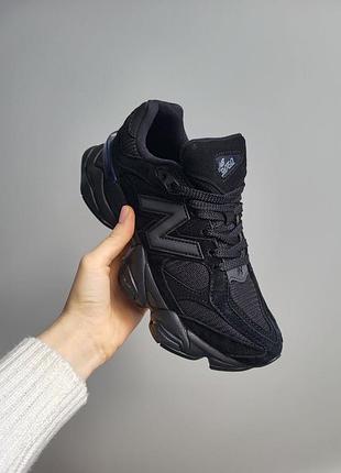 Черные кроссовки унисекс