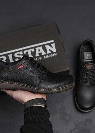 Чоловічі шкіряні туфлі levis black