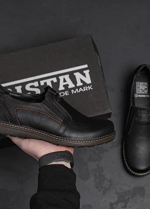 Чоловічі шкіряні туфлі levis black 1