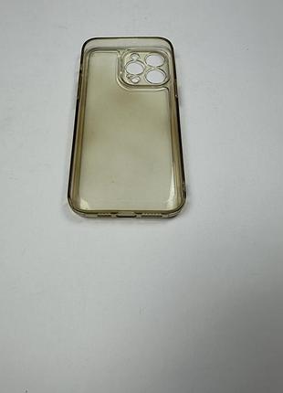 Чехол на телефон