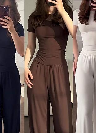 💠топова пропозиція💠
костюм на кожен день
✅ базова двійка (топ + штани)