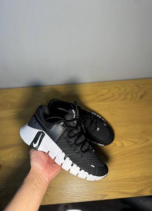 Nike free metcon кроссовки для тренировок или ежедневного использования очень удобные (original)