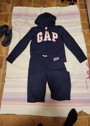 Теплый фирменный костюм фирма gap12/14 лет