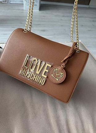 Оригинальная сумочка love moschino 2