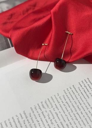 Сережки спелая вишня