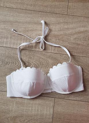 Бюстгальтер