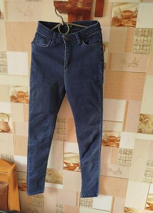 Джинсы размер 28