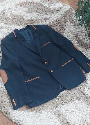 Мужской пиджак