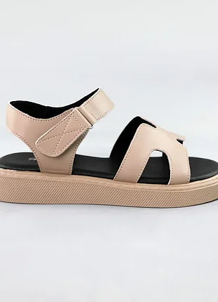 Жіночі комфортні бежеві шкіряні сандалі на плоскій підошві з липучкою,босоніжки натуральна шкіра
