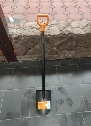 Лопата fiskars
