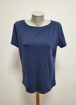 Гарна брендова трикотажна котонова блузка футболка