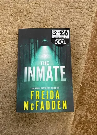 Фрида мак-фадден "inmate" книга на английском (freida mcfadden)