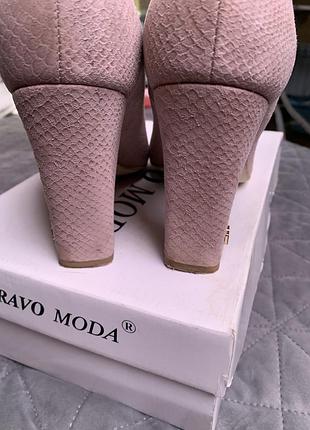 Жіночі мешти