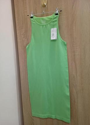 Красивое женское зеленое платье платья размер xs/s