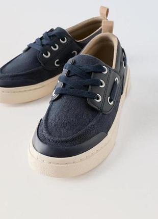 Топсайдеры от zara