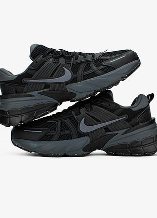 Чоловічі кросівки високої якості щільний матеріал дуже гарно сидять на нозі стильні