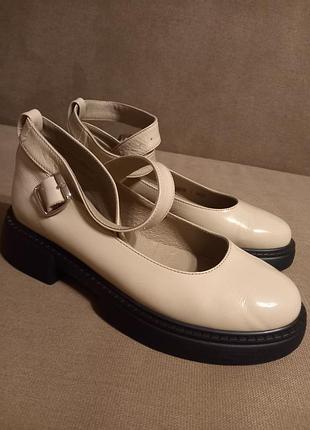 Туфли 38р кожа