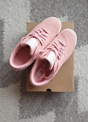 Нові замшеві кросівки reebok, р.40