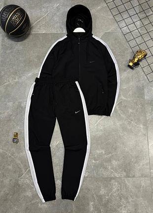 Мужской спортивный костюм nike