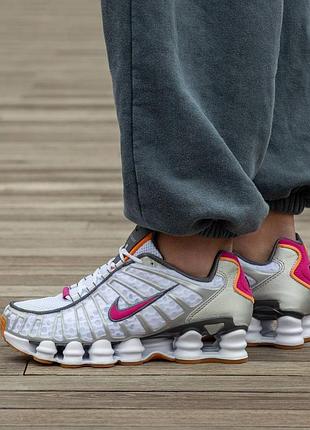 Женские кроссовки nike shox tl