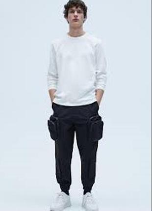 Zara чоловічі нейлонові карго штани з об'ємними кишенями
