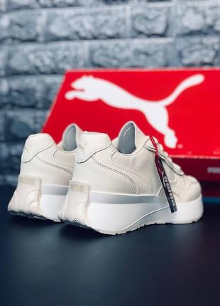 Женские кроссовки puma бежевые кроссовки puma женские кроссовки спортивные пума3 фото