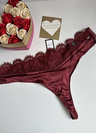 Нові мереживні трусики стринги серії noir з магазинною етикеткою 💙💛