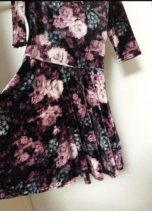 Платье из бархата велюра в цветочный принт3 фото