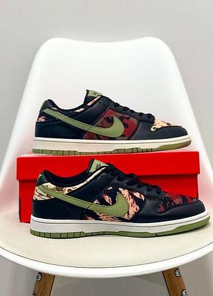 Nike sb dunk low black camo