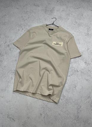 Бежевая плотная оверсайз футболка smog day essentials, relaxed, oversized, смог, молочная, кофейная, свободная