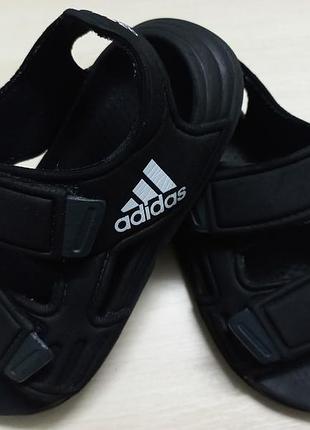 Босоножки сандали весна-лето мал.26р.adidas вьетнам