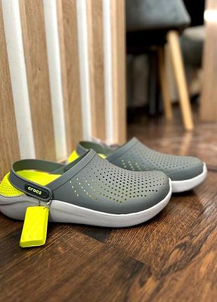 Чоловічі сабо crocs literide clog grey/lightgreen