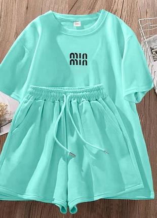 Базовый костюмчик на теплые дни, спортивный, шорты, футболка костюм