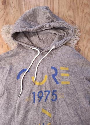 Женская фирменная 4