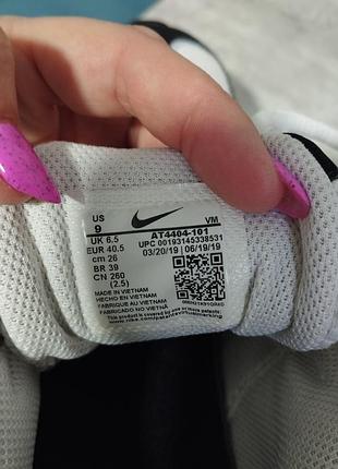 Кроссовки nike 4
