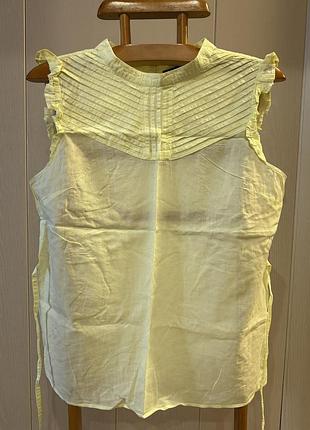 Блузка в наявності.