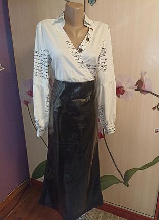 Фирменная юбочка из екок кожа в идеале!!